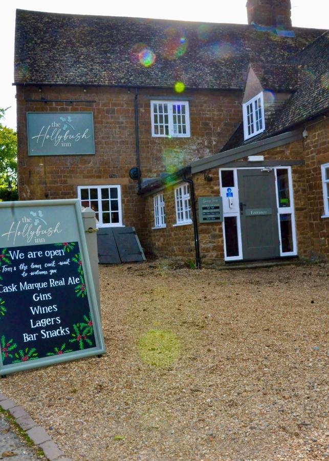 The Hollybush Inn And B&B Priors Marston Екстер'єр фото