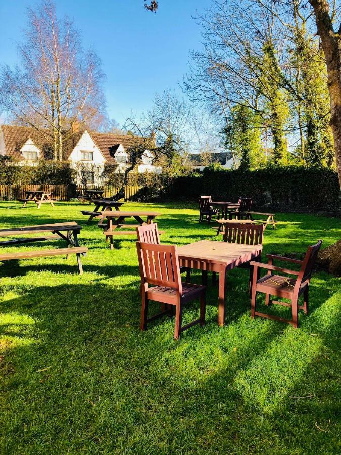 The Hollybush Inn And B&B Priors Marston Екстер'єр фото